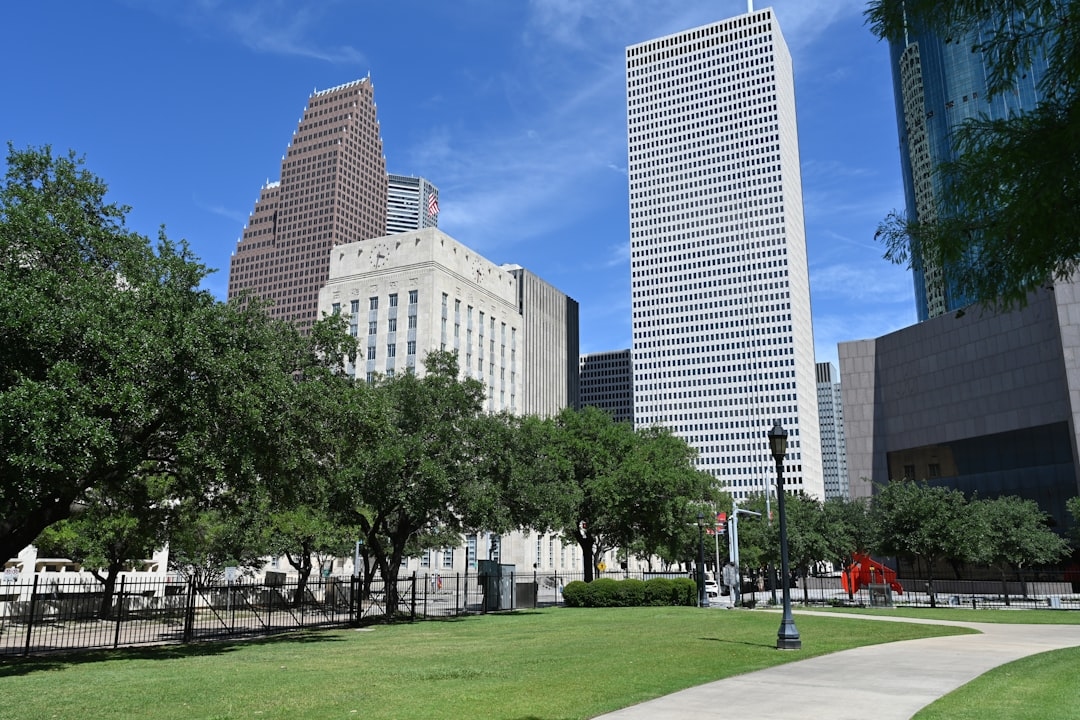 Best Flower Delivery Services in Houston: Compared and Ranked